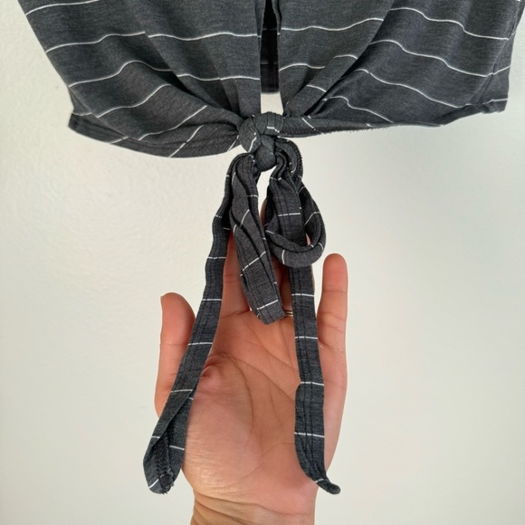 Lululemon Time To Restore Short Sleeve Serve Stripe Heathered Black White Size 4 - Picture 4 of 10